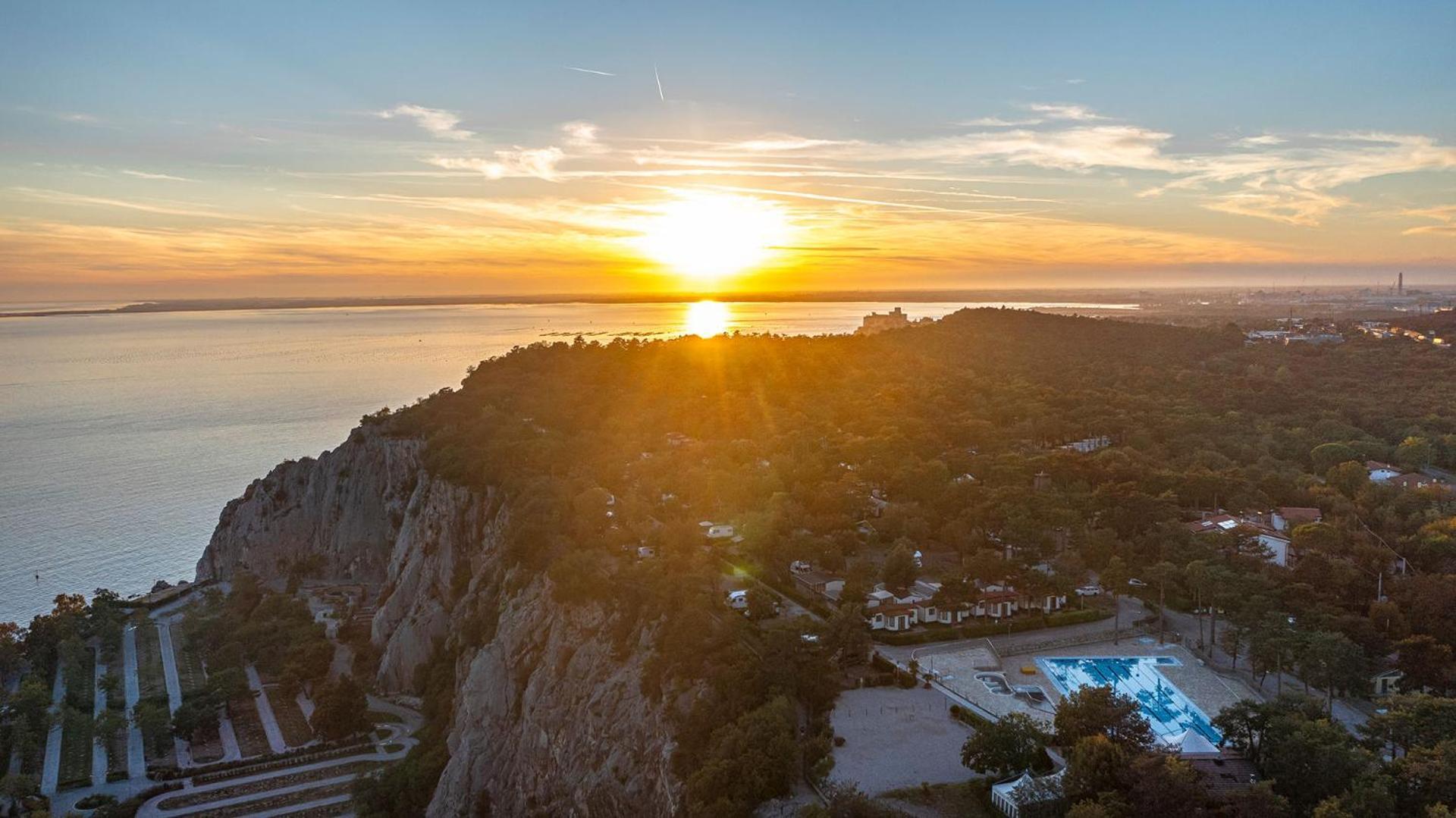 Camping Village Mare Pineta Sistiana Exteriör bild
