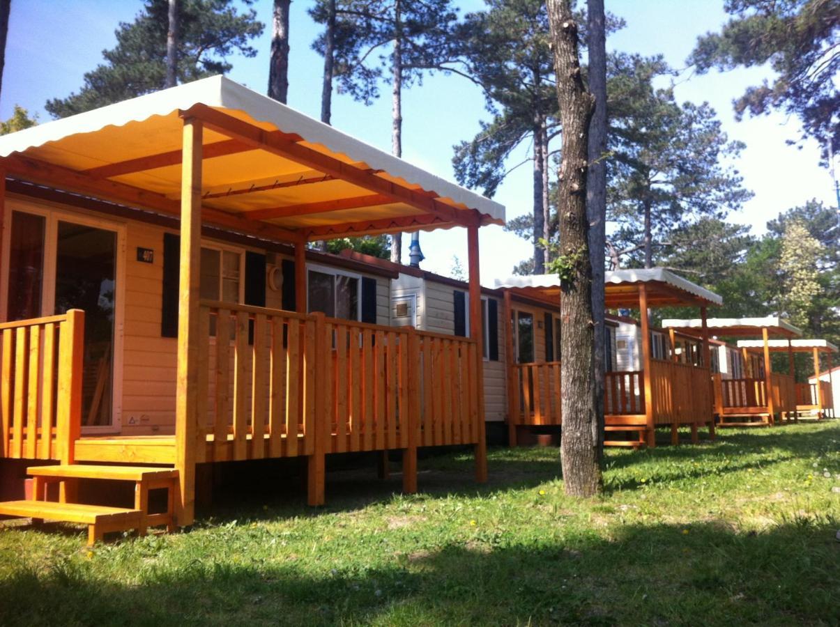Camping Village Mare Pineta Sistiana Rum bild